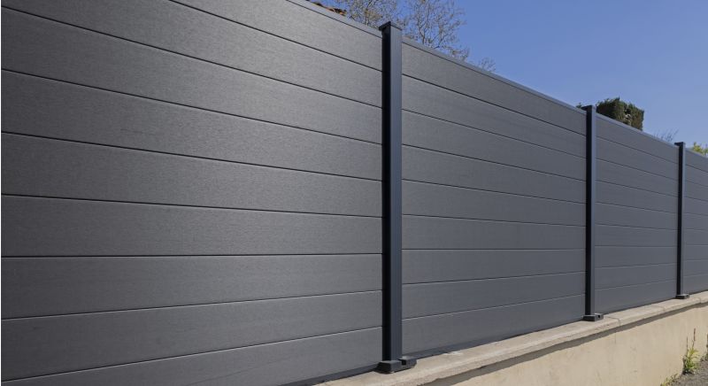 Aluminum Fence Construction in Grand Rapids, MI