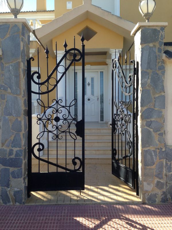 Iron Gate Replacement in Alpharetta, GA