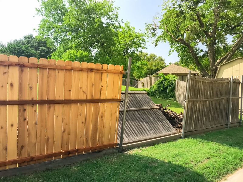 Wood Picket Fence Installation in Pearland, TX